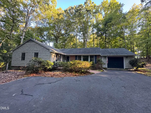 140 Holly Ln, Sanford, NC 27332