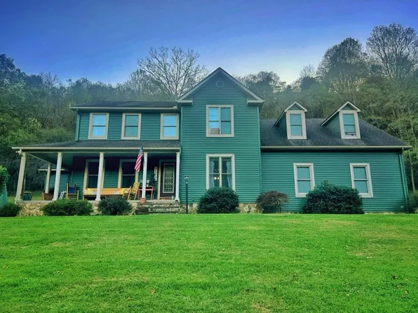 2476 James River And Kanawha Tpke, Rainelle, WV 25962