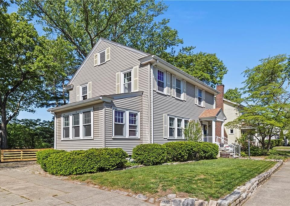 30 Kelley Ave, Rumford, RI 02916 Zillow