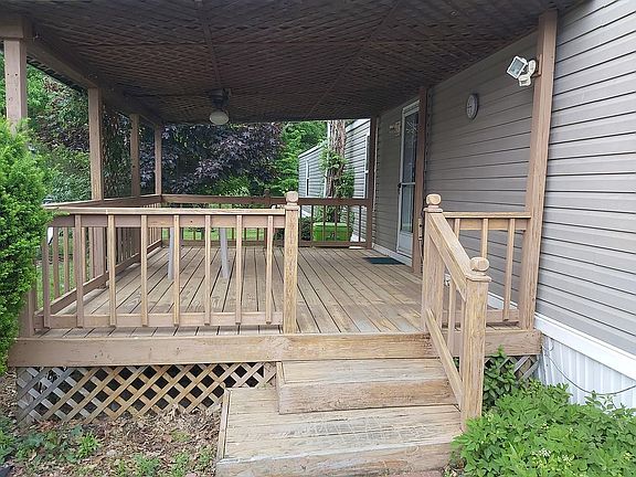 Front deck 12' x 16' roofed.