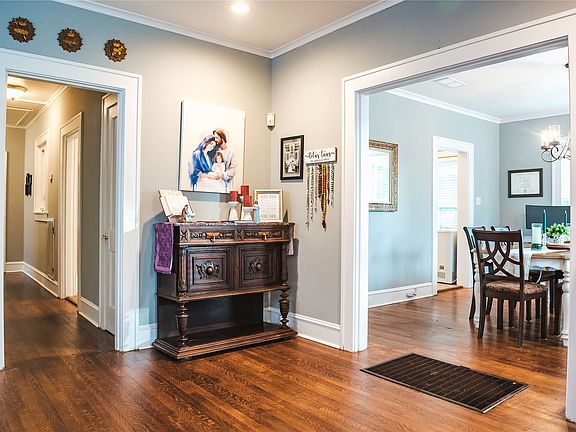 4th image of 3467 Beverly Pl
