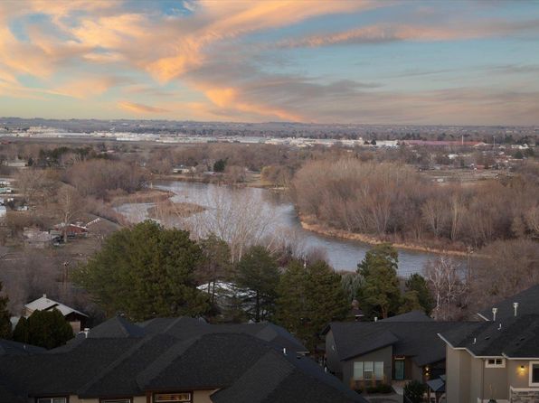 3590 Orchard St, West Richland, WA 99353