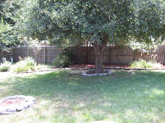 5th image of 3207 Tammy St