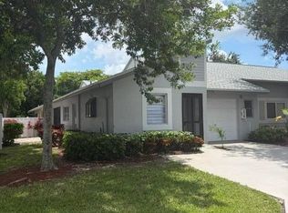 8934 Sunnywood Pl, Boca Raton, FL 33496