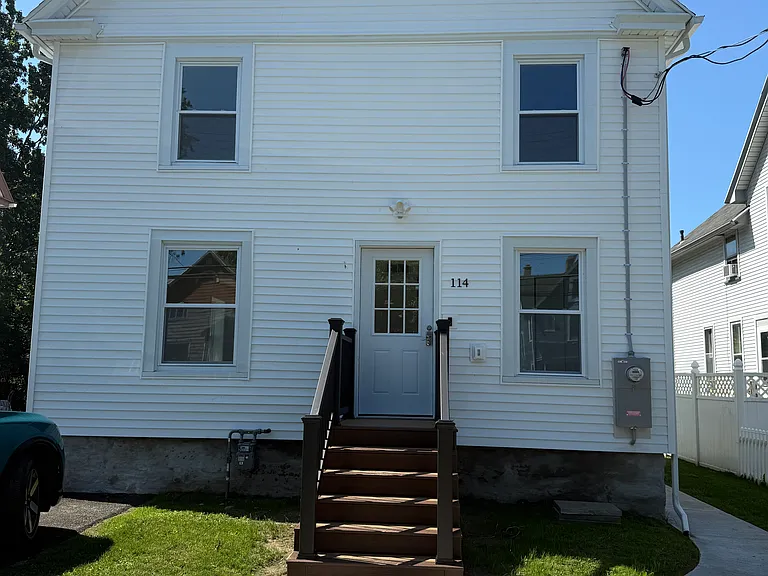 114 North St — Photo 2