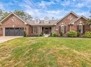 315 Oxford Ridge Ct, Ballwin, MO 63021