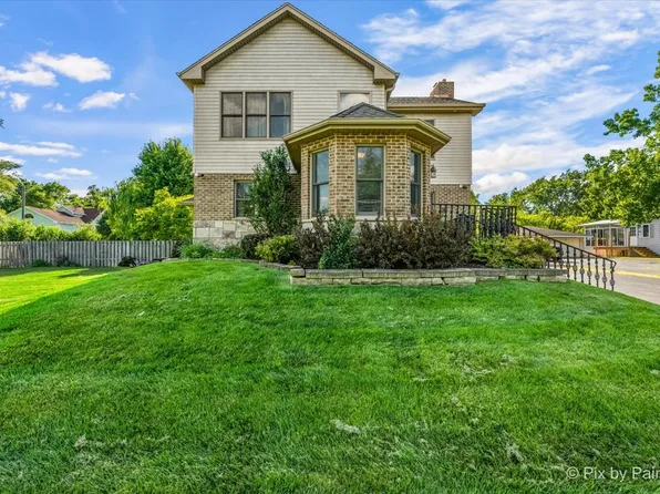 4N260 Walter Rd, Addison, IL 60101