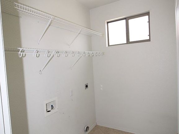 5th image of 5325 E Hilton Ave
