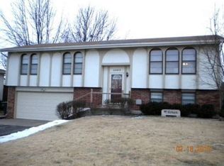 2965 SW Gainsboro Rd, Topeka, KS 66614