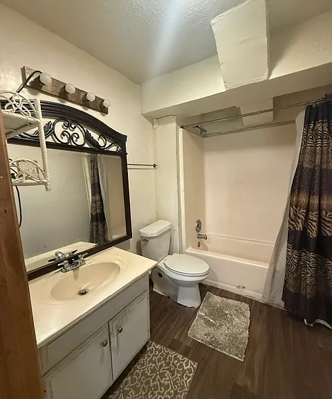 822 Holt Ave — Photo 27