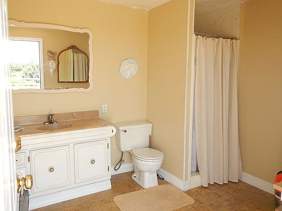 5th image of 4115 San Jacinto Dr