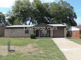 2817 Maple Dr, Mesquite, TX 75150