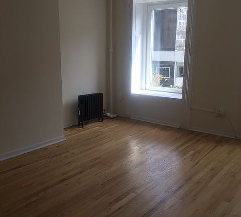 5th image of 387 6th Ave #4