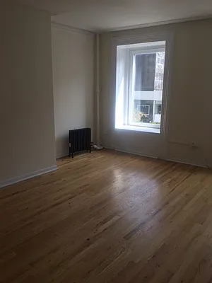 Rented by Walter & Samuels Inc | media 10