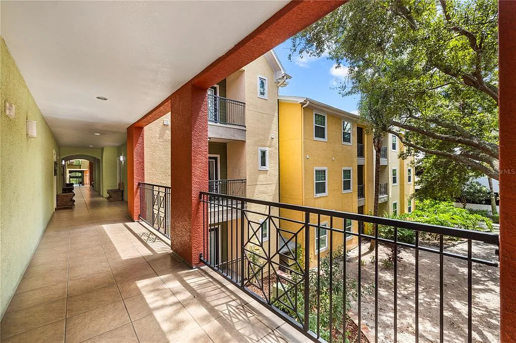 1 bed, 1.0 bath, 672 sqft, $1,750 — Photo 4