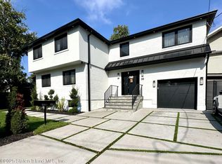 33 Gower St, Staten Island, NY 10314