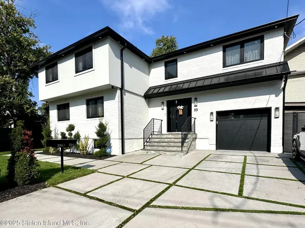 33 Gower St, Staten Island, NY 10314