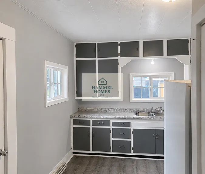 720 Lindoo Ave E — Photo 5