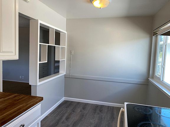 4th image of 1524 Regent St APT 4