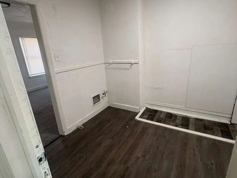 9188 Northlawn St — Photo 13