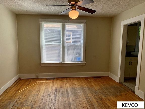 4th image of 411 Garfield St #B