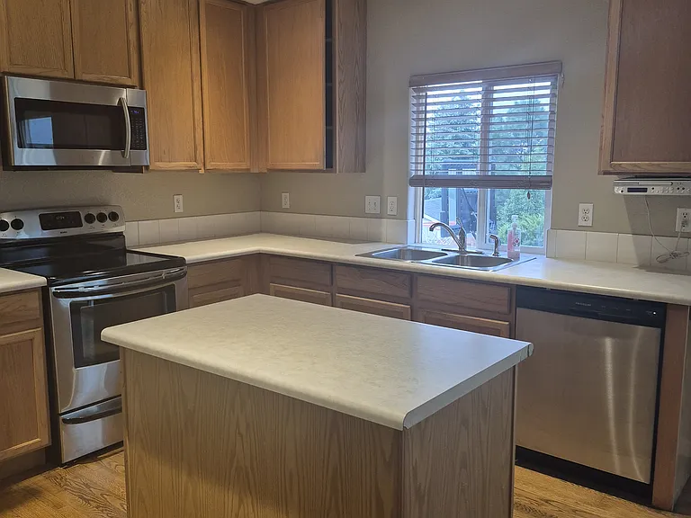 5496 Ansel Dr — Photo 14