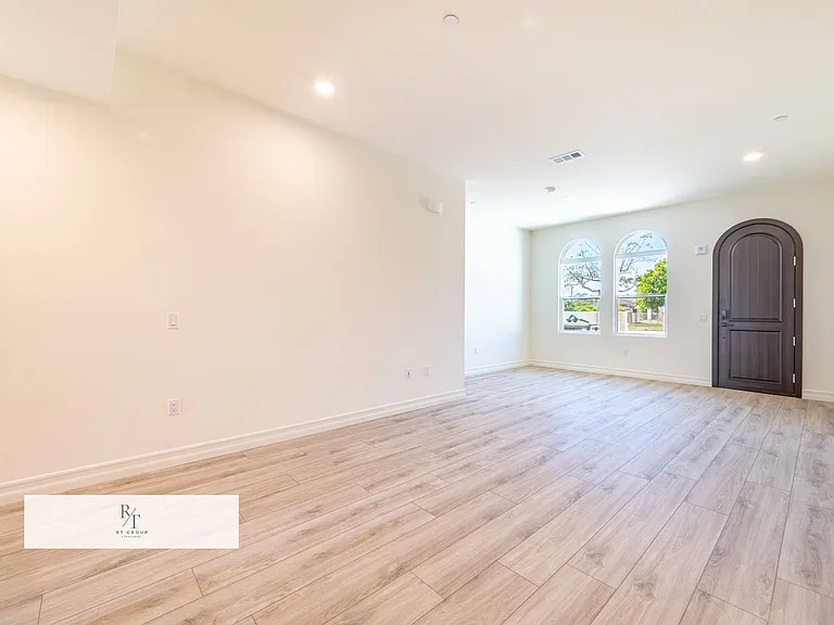140 N New Ave — Photo 11