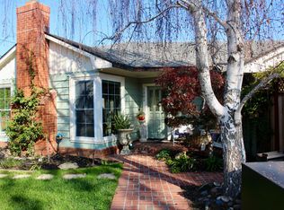 1301 Oakhurst Ave, San Carlos, CA 94070