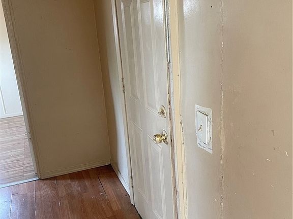 5th image of 49328 Blanche Ave