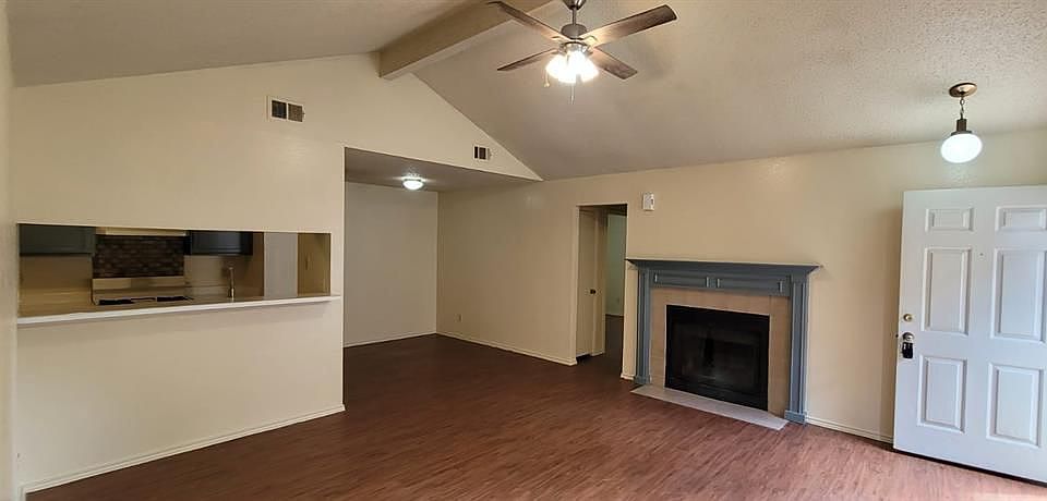 1st image of 1142 Orchard Park Cir