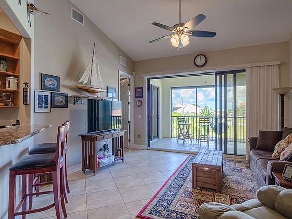 4th image of 1323 Mediterranean Dr #1