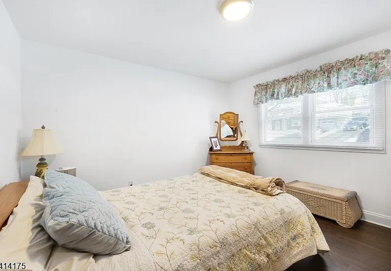 39 N Park Ter #39 — Photo 16