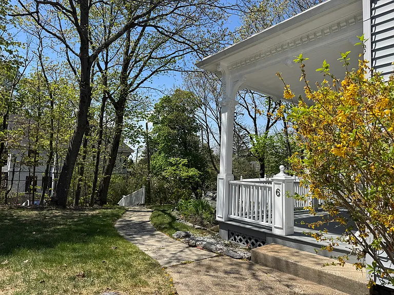 6 Rockland Pl #6 — Photo 1