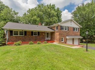 309 Colesville Manor Dr, Silver Spring, MD 20904