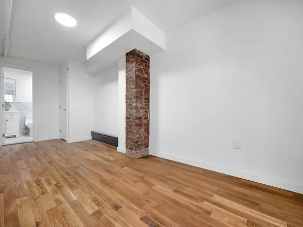 215 Schaefer Street image 7 of 18