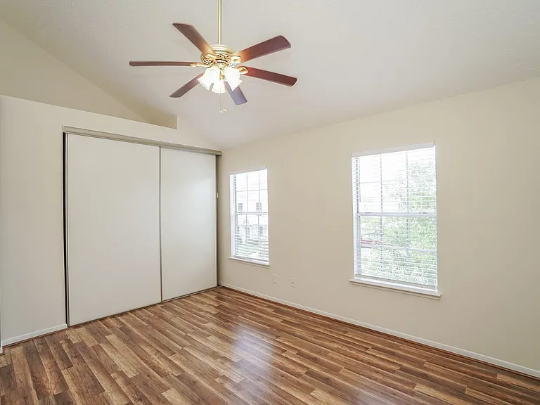 2910 Grants Lake Blvd #1505 — Photo 28