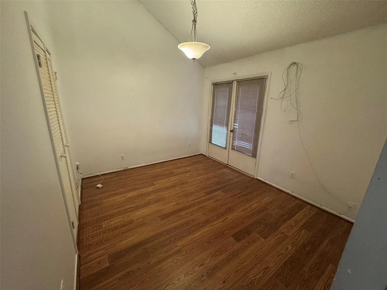 2 bed, 2.5 bath, 1728 sqft, $1,600 — Photo 3