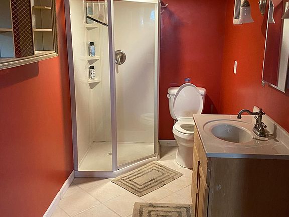Basement bath with shower