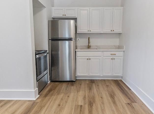 New appliances and Quartz countertop
