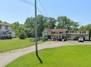 2858 Angle Rd, Orchard Park, NY 14127