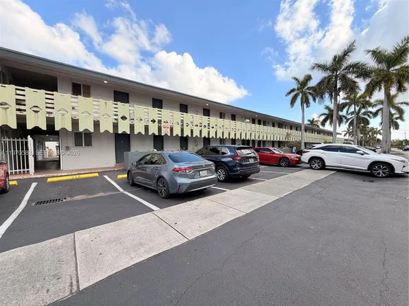941 NE 169th St APT 120, North Miami Beach, FL 33162