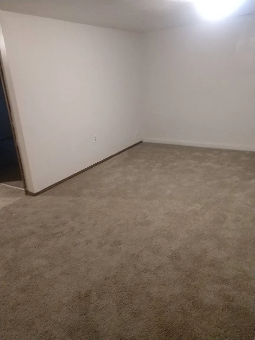 403 Ellen Ave #7 photo 1