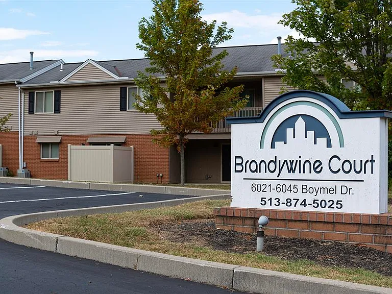 Brandywine Court — Photo 5
