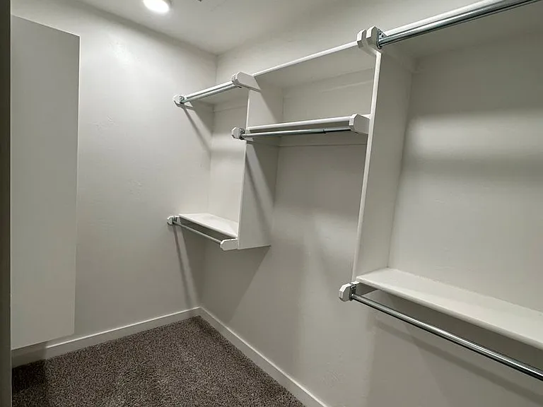 13508 Vinita Dr — Photo 12