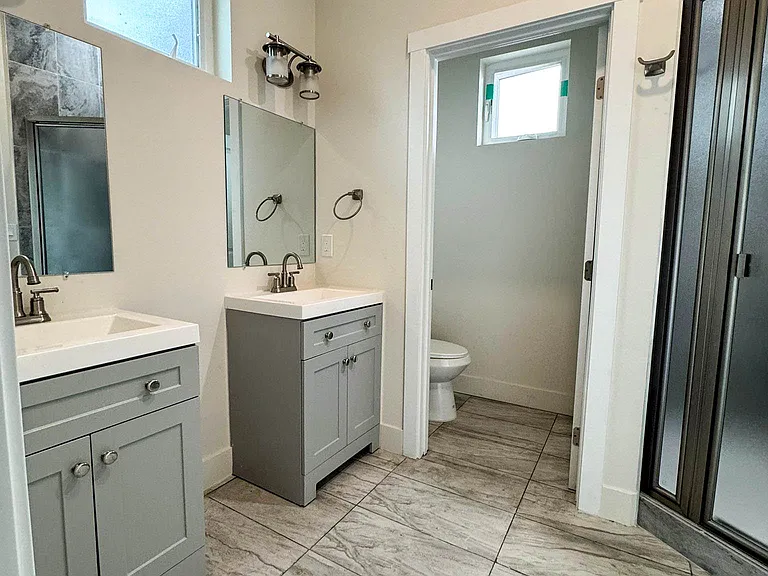576 Marin Ave — Photo 13