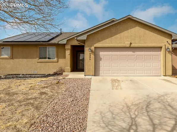 2305 Crestwood Ln, Pueblo, CO 81008