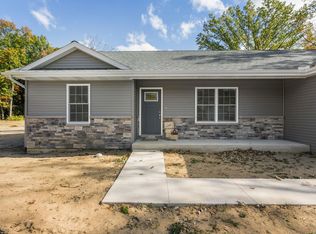 55562 Bittersweet Rd, Mishawaka, IN 46545