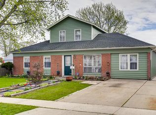 703 Union Ave, Romeoville, IL 60446