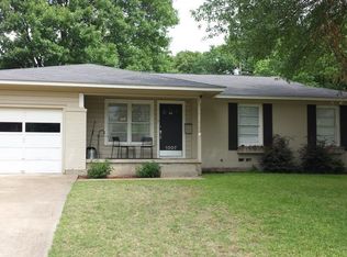 1007 W Sycamore St, Sherman, TX 75092