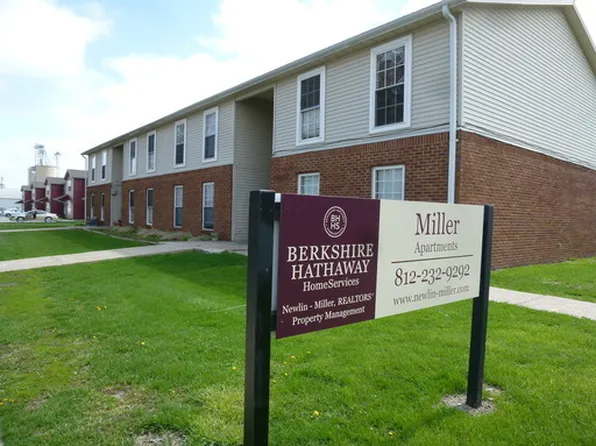 LEVE Mont, 202-212 1/2 W Montgomery St #202, Brazil, IN 47834